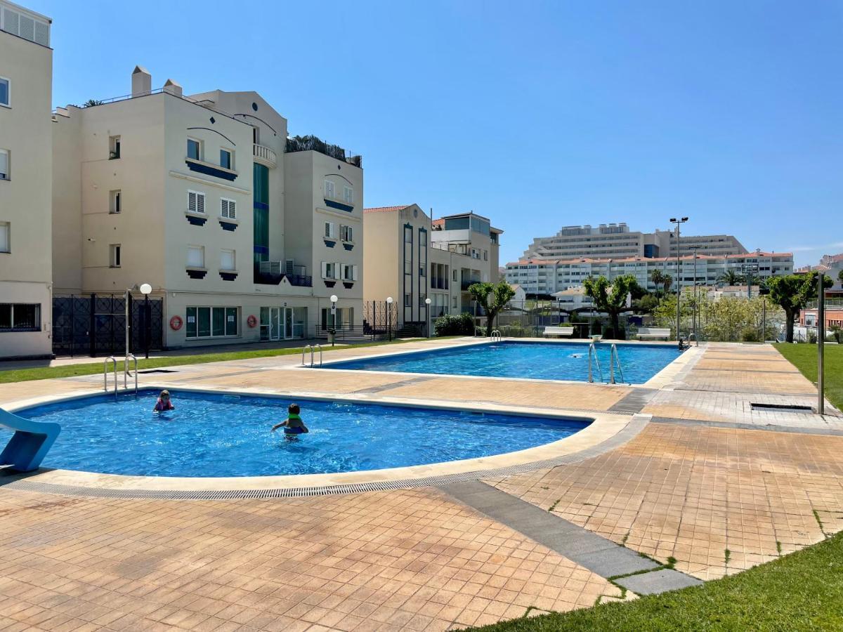 La Marina2 Seaview With Amazing Terrace Apartman Sitges Kültér fotó
